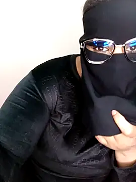 Snapshot of Samara-Bella chatting on March 2025 11:14:02 PM Samara-Bella online show from March 2025 11:14:02 PM