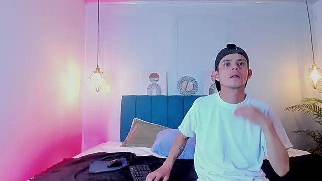 Bonny and carrot online show from February 2025 01:48:02 AM