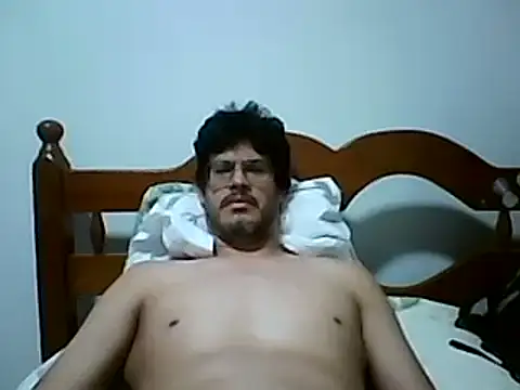 Snapshot of AgneloFly chatting on January 2025 12:51:02 AM AgneloFly online show from January 2025 12:51:02 AM