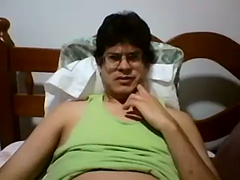 Snapshot of AgneloFly chatting on January 2025 03:34:02 AM AgneloFly online show from January 2025 03:34:02 AM