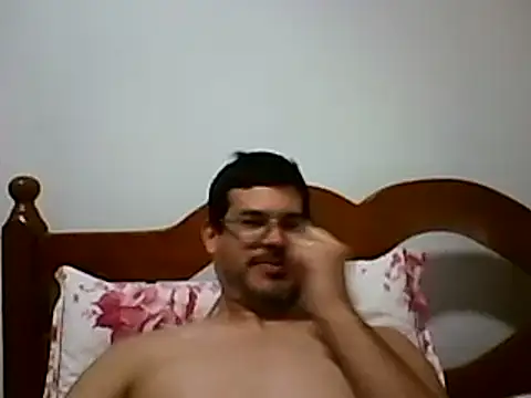 Snapshot of AgneloFly chatting on February 2025 02:14:02 AM AgneloFly online show from February 2025 02:14:02 AM