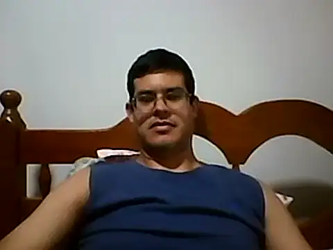 Snapshot of AgneloFly chatting on February 2025 02:49:01 AM AgneloFly online show from February 2025 02:49:01 AM