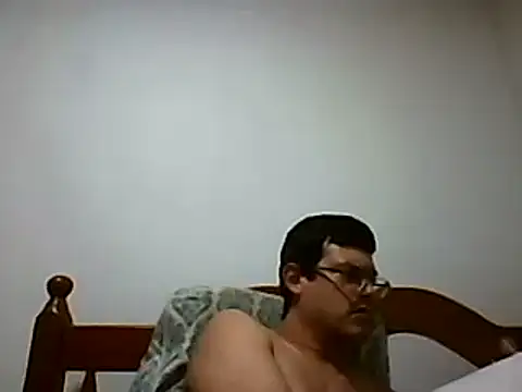 Snapshot of AgneloFly chatting on February 2025 01:09:01 AM AgneloFly online show from February 2025 01:09:01 AM