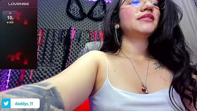 Snapshot of lilihot_ chatting on February 2025 10:28:02 PM lilihot online show from February 2025 10:28:02 PM
