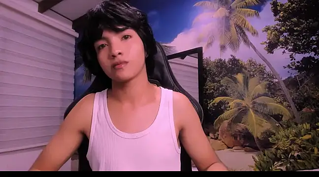 Snapshot of AllanYong18 chatting on January 2025 04:30:02 AM AllanYong18 online show from January 2025 04:30:02 AM