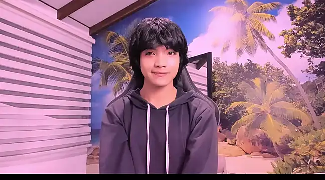 Snapshot of AllanYong18 chatting on January 2025 12:17:02 AM AllanYong18 online show from January 2025 12:17:02 AM