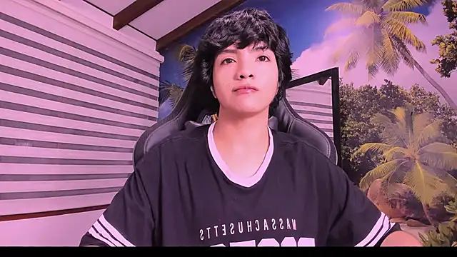 Snapshot of AllanYong18 chatting on February 2025 08:41:01 AM AllanYong18 online show from February 2025 08:41:01 AM