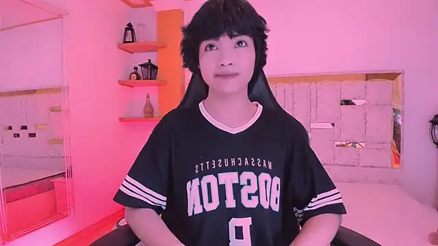 Snapshot of AllanYong18 chatting on March 2025 02:46:02 AM AllanYong18 online show from March 2025 02:46:02 AM