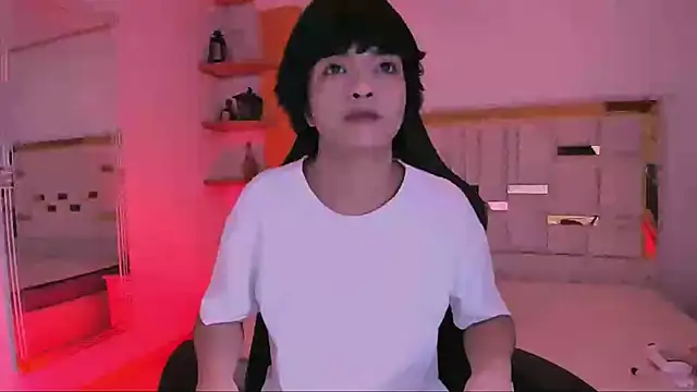 Snapshot of AllanYong18 chatting on March 2025 06:50:02 AM AllanYong18 online show from March 2025 06:50:02 AM