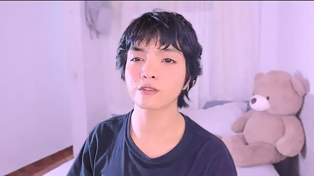 Snapshot of AllanYong18 chatting on September 2025 08:03:02 AM AllanYong18 online show from September 2025 08:03:02 AM