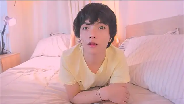 Snapshot of AllanYong18 chatting on November 2025 07:40:01 AM AllanYong18 online show from November 2025 07:40:01 AM