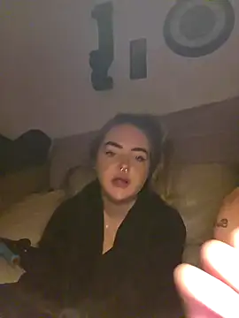 Snapshot of LitHippieBaby420 chatting on September 2025 02:24:02 AM LitHippieBaby420 online show from September 2025 02:24:02 AM