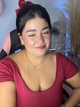 Snapshot of karla_hotgirl chatting on June 2026 01:44:02 AM karla hotgirl online show from June 2026 01:44:02 AM