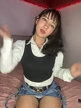 Snapshot of Catmila- chatting on January 2025 02:36:01 AM Catmila- online show from January 2025 02:36:01 AM