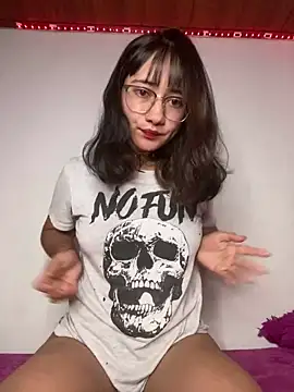 Snapshot of Catmila- chatting on January 2025 07:03:01 AM Catmila- online show from January 2025 07:03:01 AM