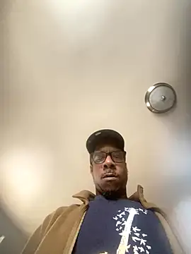 Snapshot of MrDaddyBbSnake chatting on September 2025 08:44:02 PM MrDaddyBbSnake online show from September 2025 08:44:02 PM