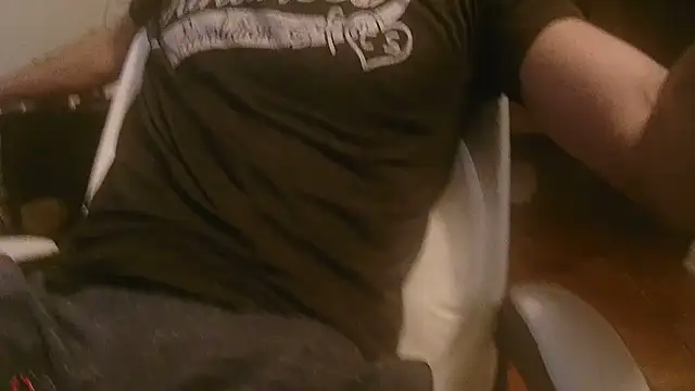 Snapshot of MrDaddyBbSnake chatting on March 2026 12:36:01 AM MrDaddyBbSnake online show from March 2026 12:36:01 AM