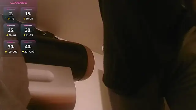 Snapshot of MrDaddyBbSnake chatting on April 2026 04:38:02 AM MrDaddyBbSnake online show from April 2026 04:38:02 AM