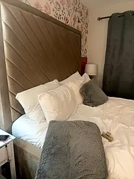 Snapshot of lucyRose_xoxox chatting on October 2025 05:41:02 PM lucyRose xoxox online show from October 2025 05:41:02 PM