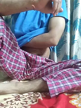 Snapshot of TOPMOON001 chatting on April 2026 07:28:02 PM TOPMOON001 online show from April 2026 07:28:02 PM