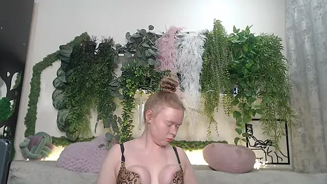 Snapshot of scyrim2 chatting on February 2025 04:25:02 PM scyrim2 online show from February 2025 04:25:02 PM