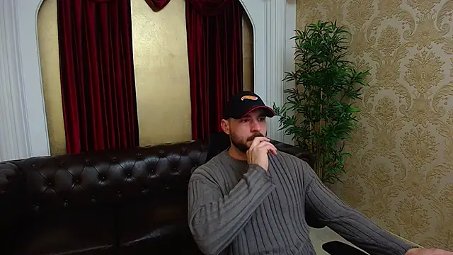 Snapshot of AdamJamesonn chatting on December 2025 06:11:01 AM AdamJamesonn online show from December 2025 06:11:01 AM