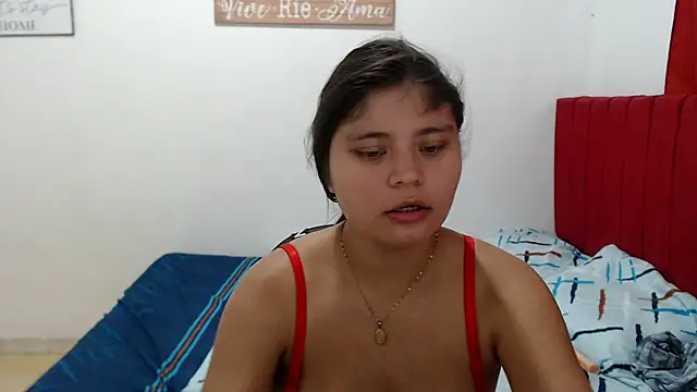 Snapshot of diva_sexyhot chatting on February 2025 11:21:01 AM diva sexyhot online show from February 2025 11:21:01 AM