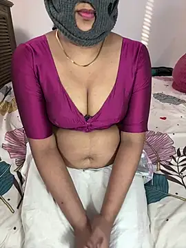 ArathyNambyarMallu online show from March 2025 03:20:02 PM