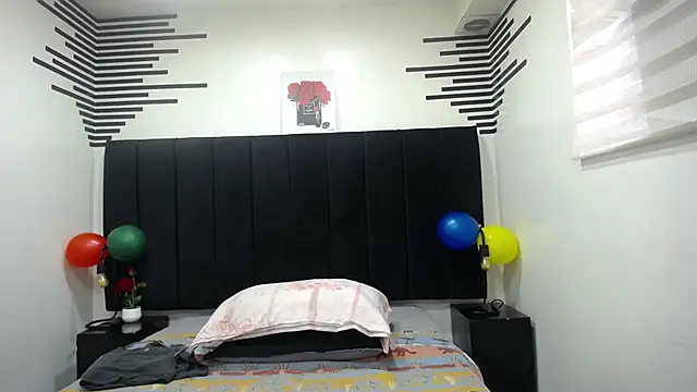 Snapshot of VickyBoobss chatting on November 2025 12:38:02 PM VickyBoobss online show from November 2025 12:38:02 PM