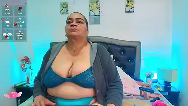 VickyBoobss online show from May 2026 02:01:01 PM
