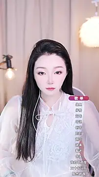 Snapshot of Zoe-99 chatting on September 2025 01:23:02 PM Zoe-99 online show from September 2025 01:23:02 PM