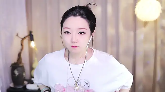 Zoe-99 online show from December 2025 02:46:02 PM