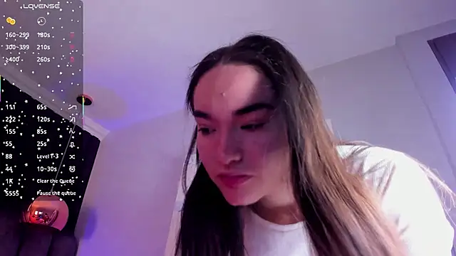 chelsea bolton  online show from November 2025 03:44:02 PM