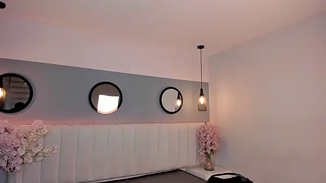 chelsea bolton  online show from March 2026 12:22:01 PM