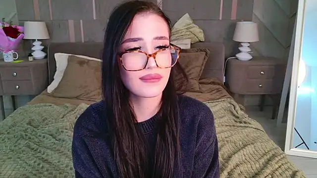 EmmaLawrens online show from March 2025 04:50:02 PM