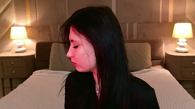 Snapshot of EmmaLawrens chatting on March 2026 10:29:02 AM EmmaLawrens online show from March 2026 10:29:02 AM