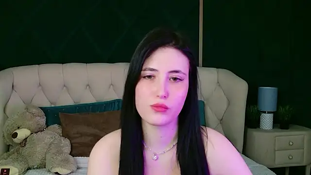 Snapshot of EmmaLawrens chatting on March 2026 10:52:01 AM EmmaLawrens online show from March 2026 10:52:01 AM