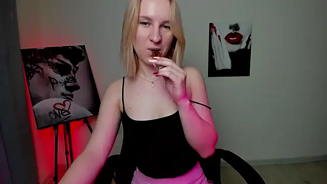 BeautyBlondy online show from January 2025 06:17:01 AM