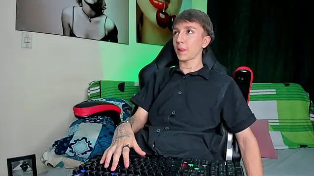 jeremy salvatore online show from January 2025 06:21:01 AM