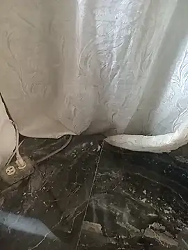 mario0212 online show from September 2025 12:07:01 PM