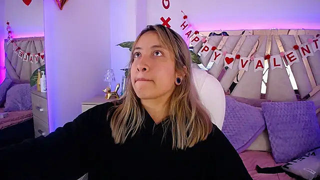 NyxAndria 1 online show from February 2025 07:38:02 PM