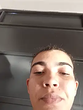 Snapshot of oliveira_k chatting on July 2026 08:47:01 PM oliveira k online show from July 2026 08:47:01 PM