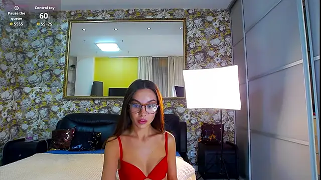 Snapshot of LiaStef chatting on February 2026 09:35:02 AM LiaStef online show from February 2026 09:35:02 AM