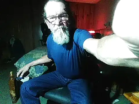 Snapshot of Aldick68 chatting on March 2025 12:32:01 AM Aldick68 online show from March 2025 12:32:01 AM