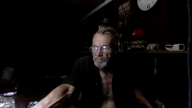 Snapshot of Aldick68 chatting on April 2026 05:56:01 AM Aldick68 online show from April 2026 05:56:01 AM