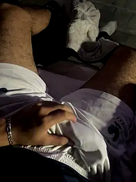 Snapshot of emmarod18 chatting on December 2025 08:32:02 AM emmarod18 online show from December 2025 08:32:02 AM