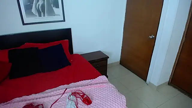  Daniela hot 1 online show from January 2025 08:50:01 AM