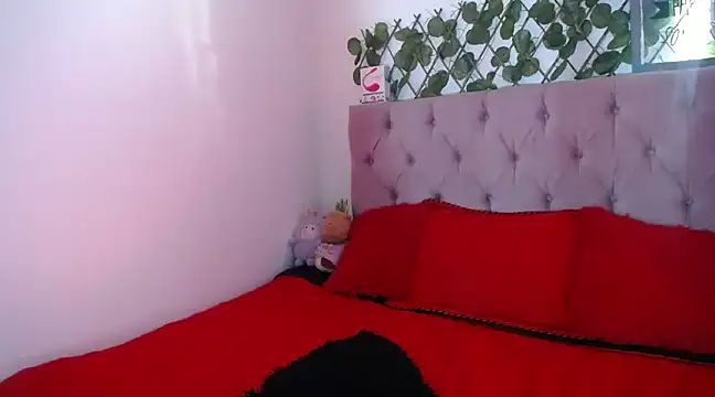 Snapshot of Karina_KloudOne chatting on January 2025 11:15:02 PM Karina KloudOne online show from January 2025 11:15:02 PM