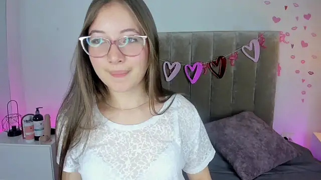 Dahlia Rousse online show from March 2025 10:31:02 PM