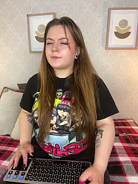 Snapshot of Veronica_simons chatting on May 2026 08:48:01 PM Veronica simons online show from May 2026 08:48:01 PM